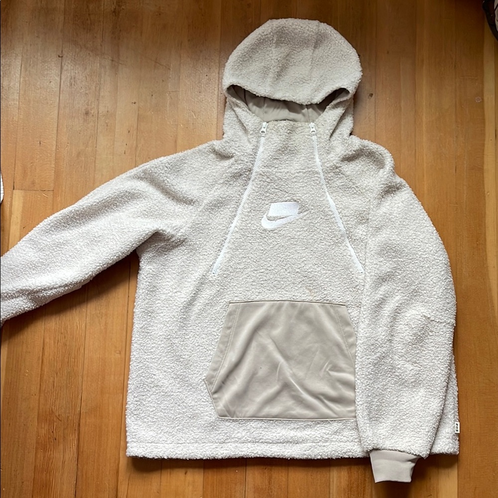 Nike Cream Oversized Sherpa Hoodie
